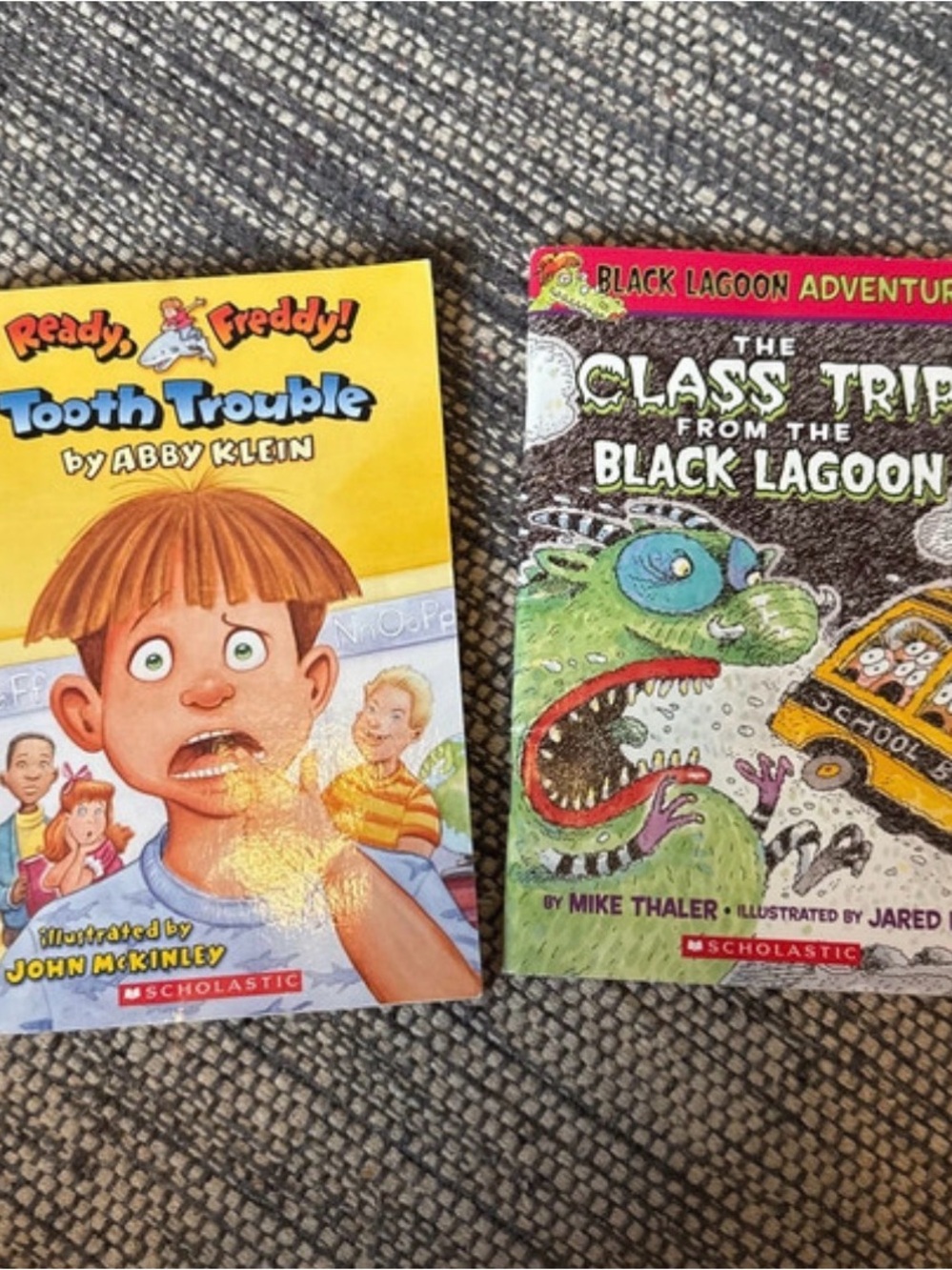 Scholastic Yellow "Ready, Freddy! Tooth Trouble" Kids Picture Book